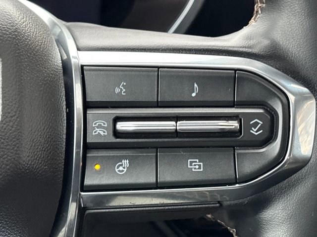 Used 2024 GMC Canyon Denali image 20