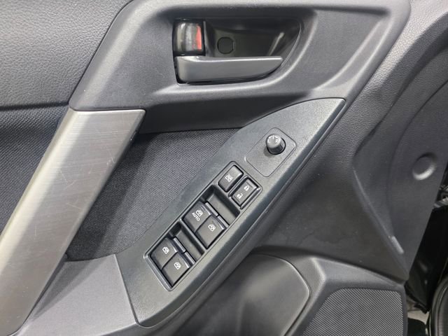 Used 2015 Subaru Forester 2.5i Premium w/ All-Weather Package image 12