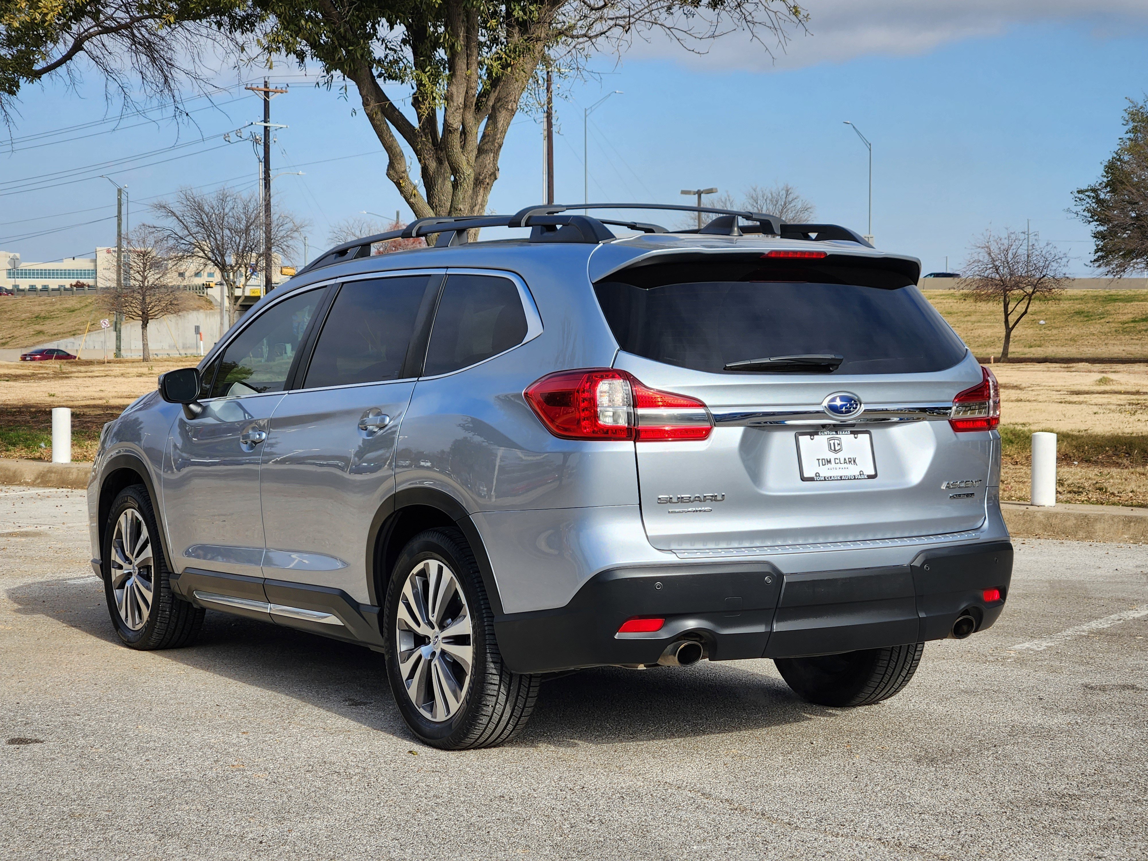Used 2020 Subaru Ascent Limited w/ Technology Package image 5