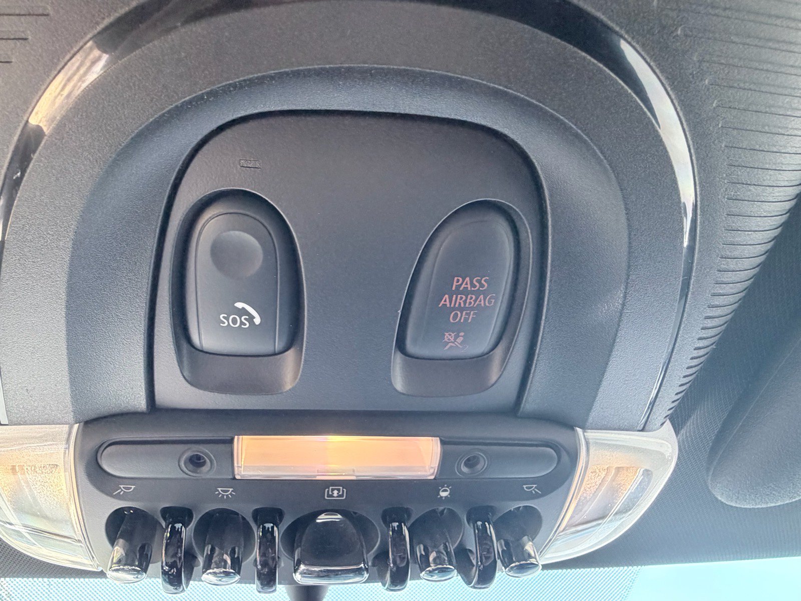 Used 2019 MINI Cooper 4-Door Hardtop FWD image 16