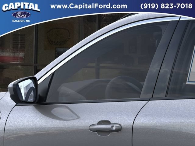 New 2025 Ford Escape SE FWD image 20