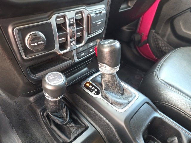 Used 2022 Jeep Wrangler Unlimited Sahara image 30