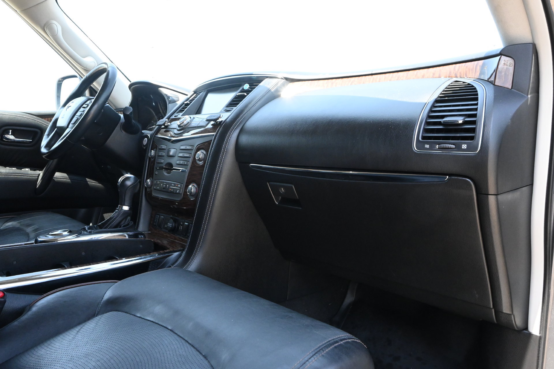 Used 2019 Nissan Armada SL w/ Premium Package RWD image 25
