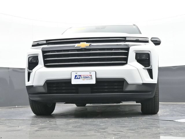 Used 2025 Chevrolet Traverse LT w/ Driver Confidence Package AWD/4WD image 56