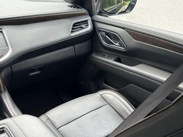 Used 2021 Chevrolet Tahoe High Country w/ Premium Package AWD/4WD image 37