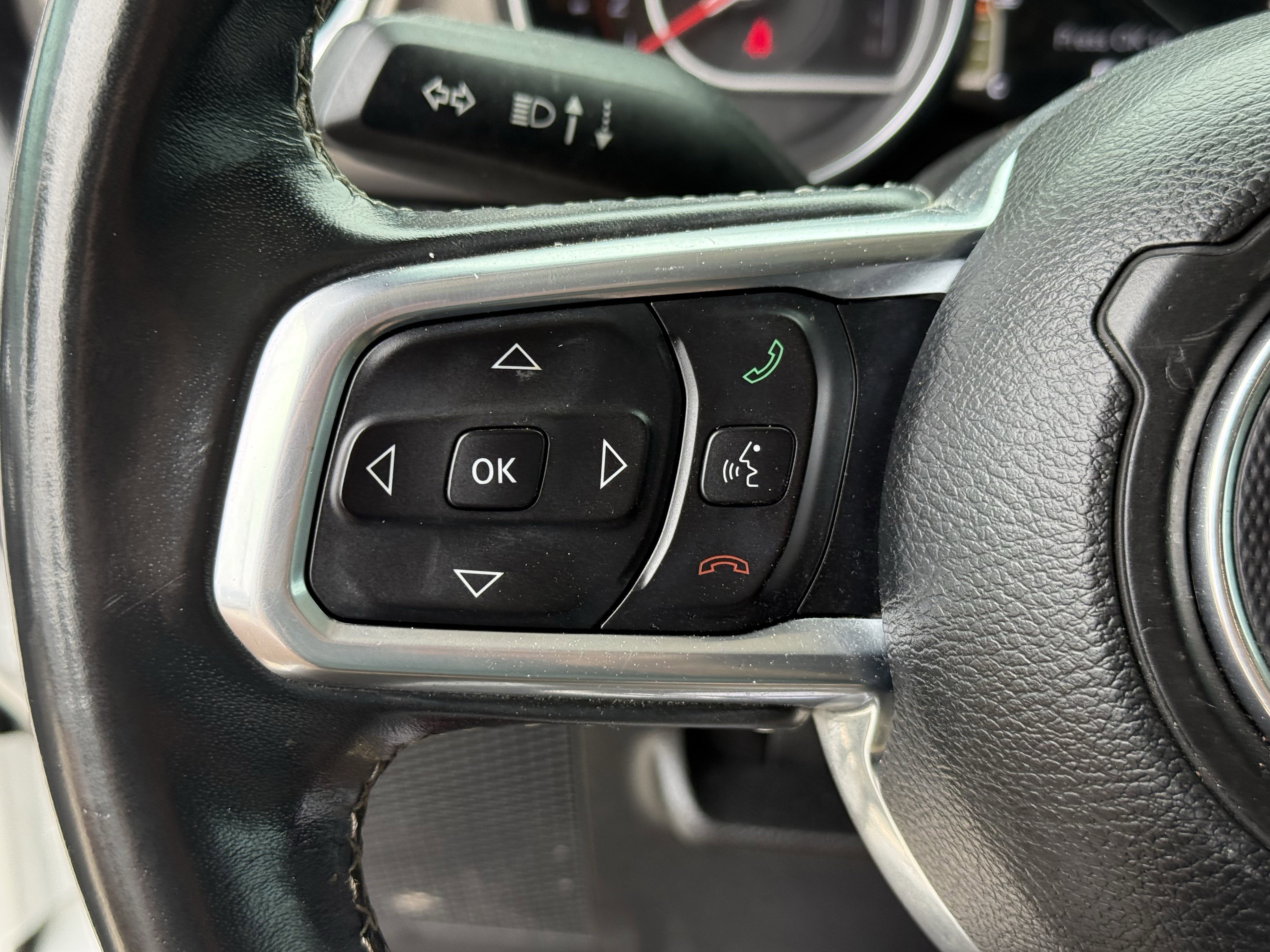 Used 2018 Jeep Wrangler Unlimited Rubicon AWD/4WD image 10