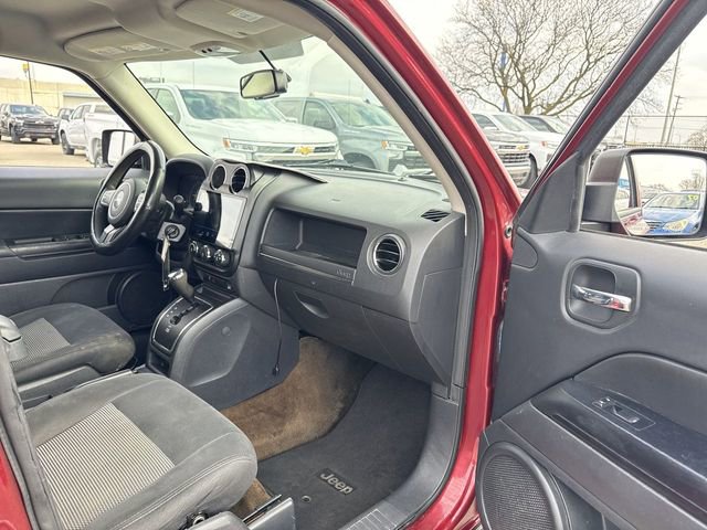 Used 2017 Jeep Patriot Sport w/ Power Value Group image 20