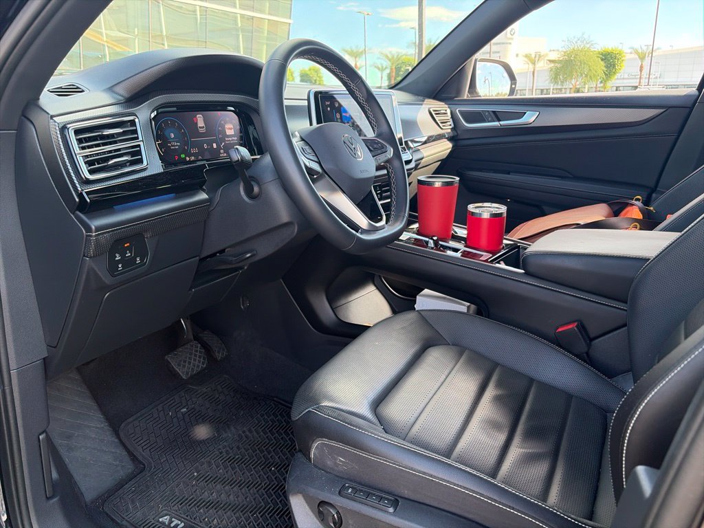 Used 2024 Volkswagen Atlas Cross Sport SEL AWD/4WD image 6