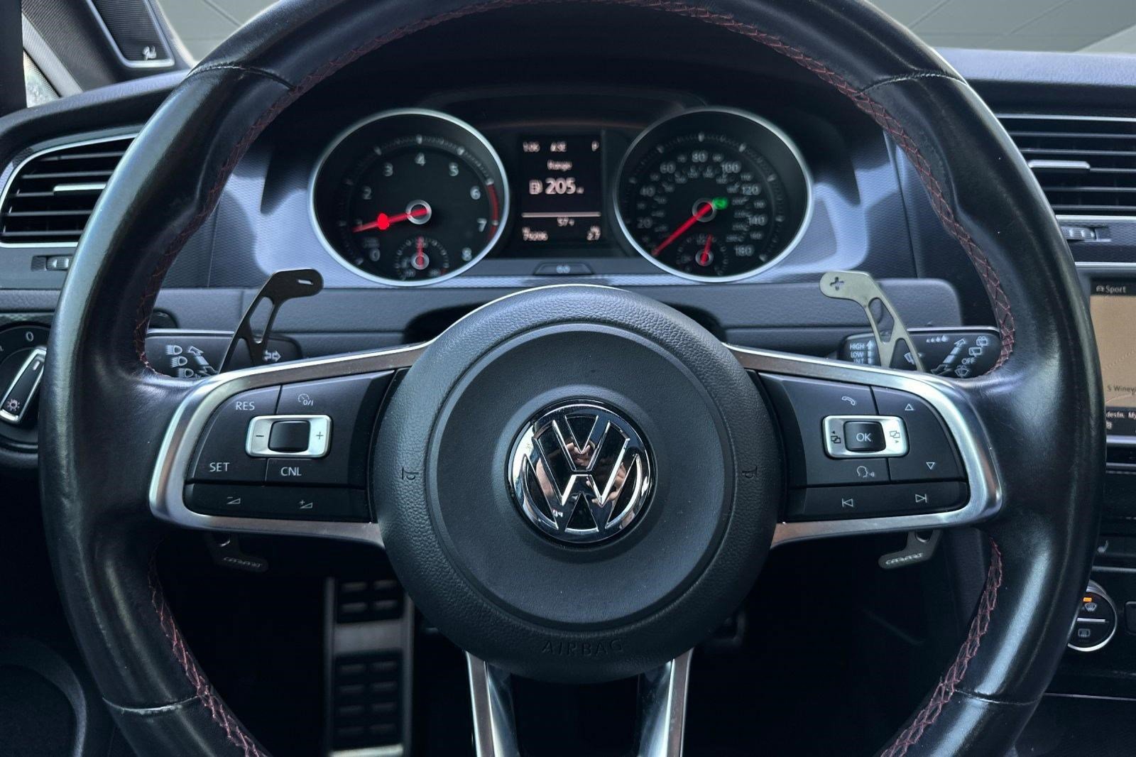 Used 2016 Volkswagen GTI S image 17