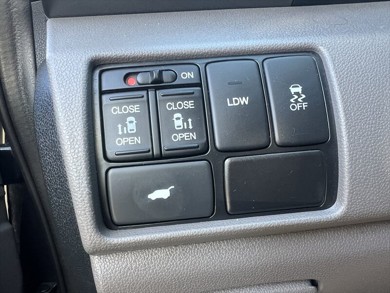 Used 2017 Honda Odyssey EX-L image 5
