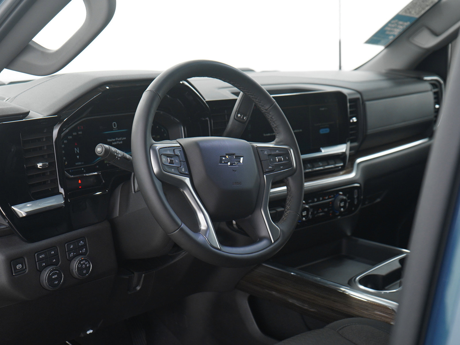 Used 2025 Chevrolet Silverado 2500 LT w/ Trail Boss Package image 24