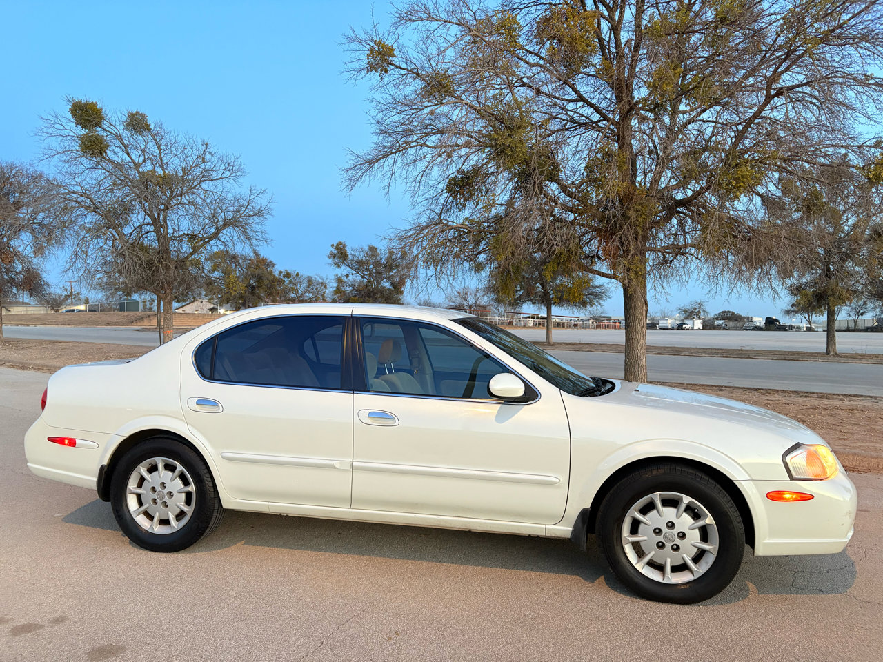 Used 2000 Nissan Maxima GXE image 38