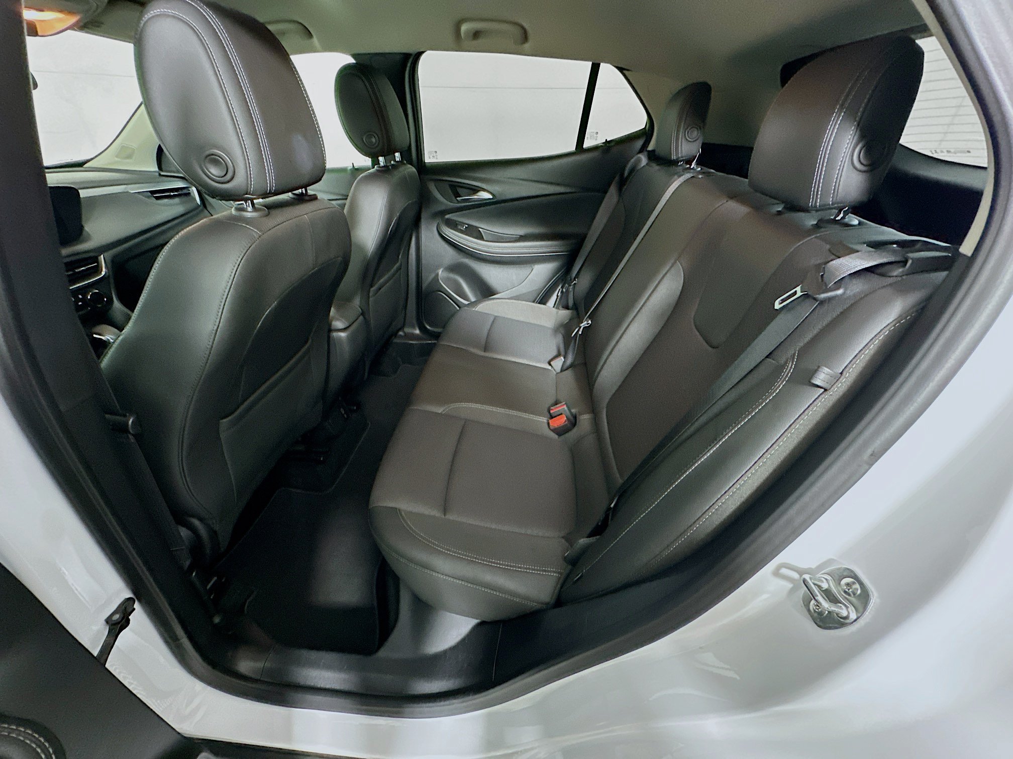 Used 2025 Buick Encore GX Preferred FWD image 26