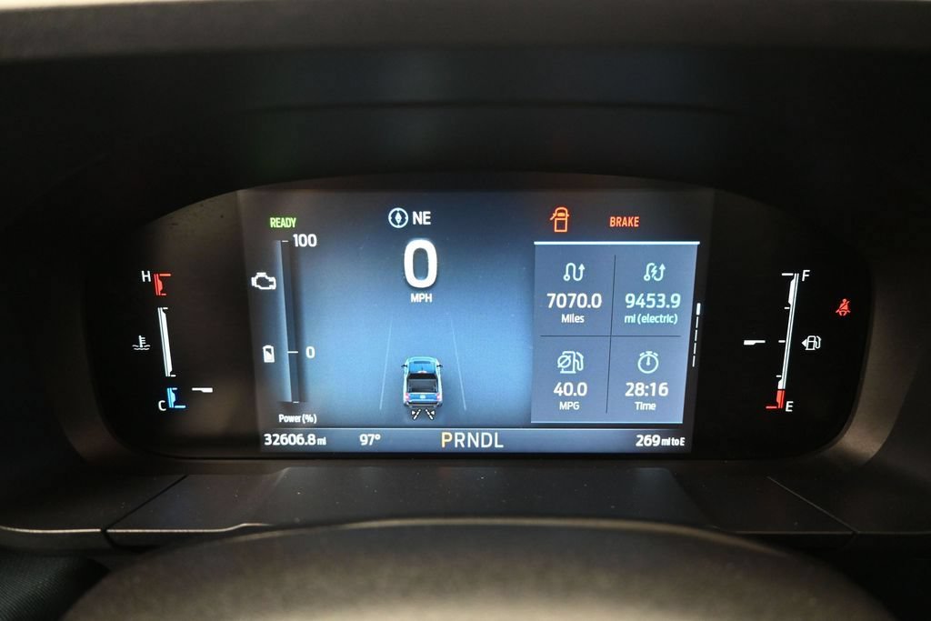 Used 2025 Ford Maverick XLT w/ Equipment Group 301A AWD/4WD image 17