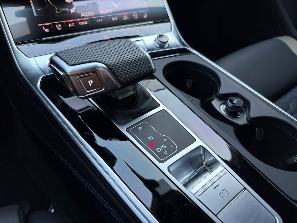 Used 2025 Audi RS 6 performance image 19