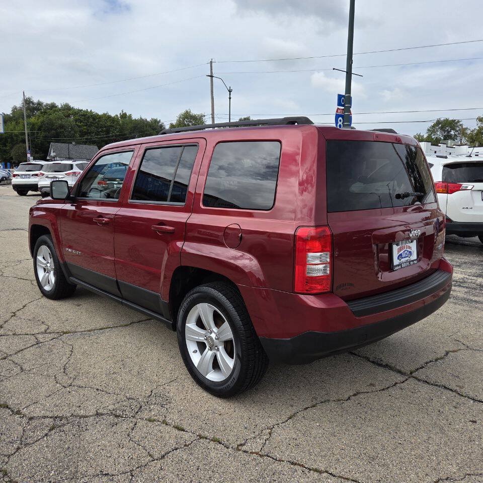 Used 2012 Jeep Patriot Latitude w/ Sun/Sound Group FWD image 7