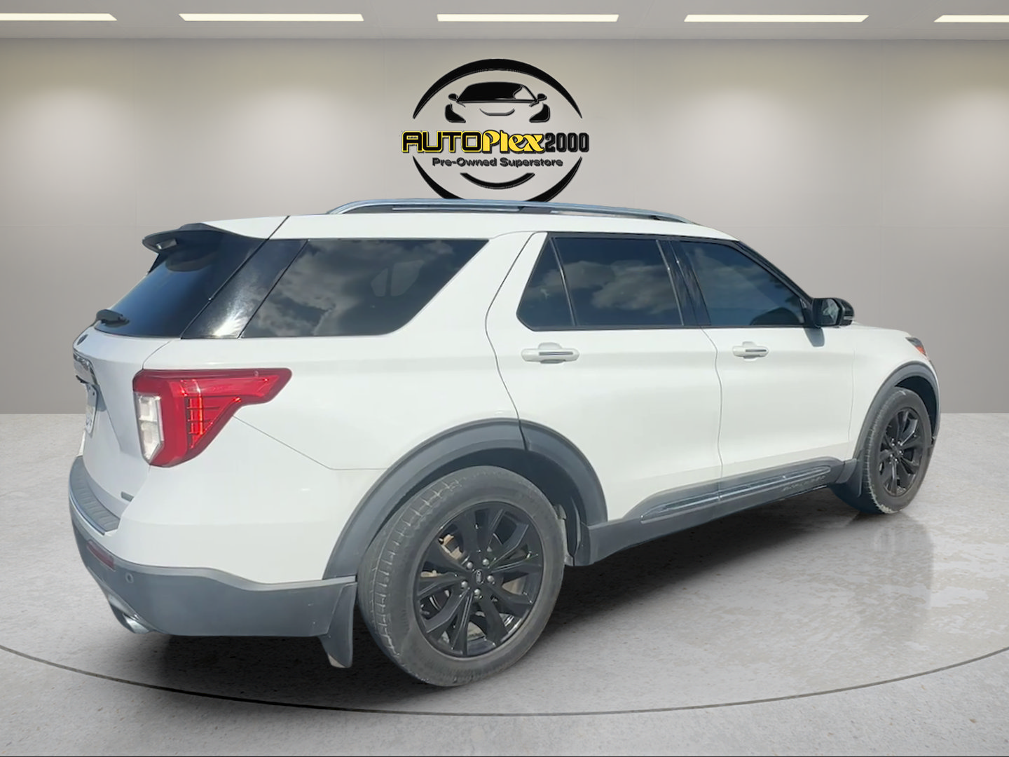 Used 2020 Ford Explorer Limited RWD image 7