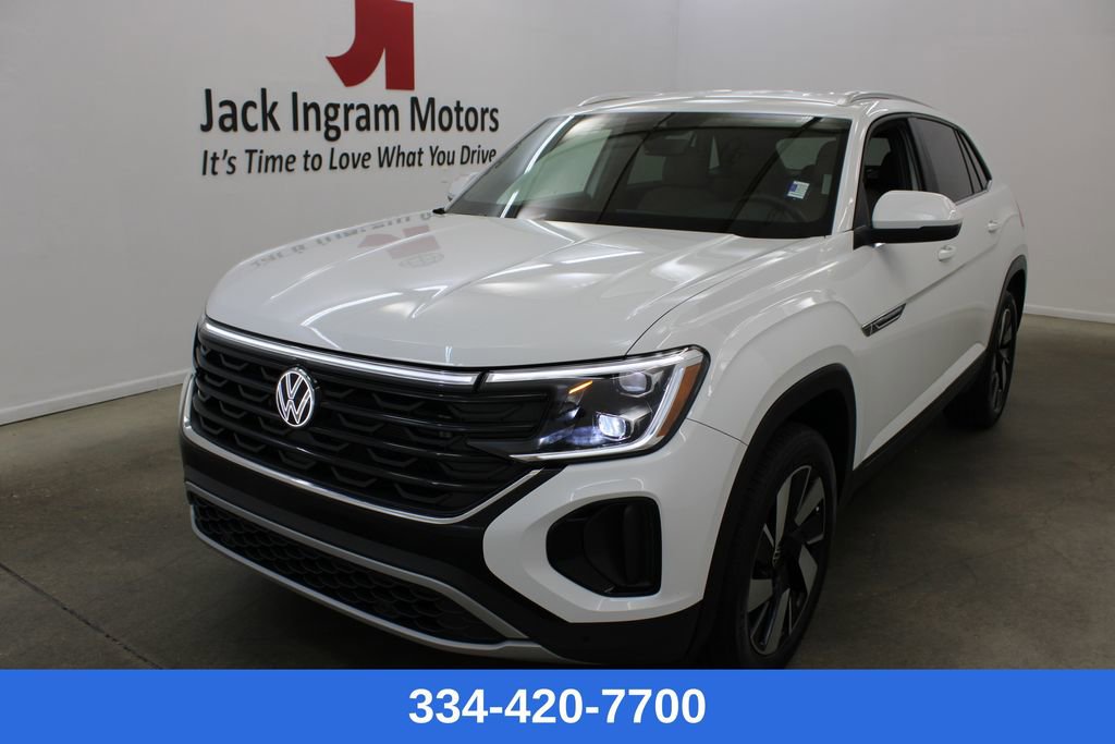 Certified 2024 Volkswagen Atlas Cross Sport SE FWD image 1