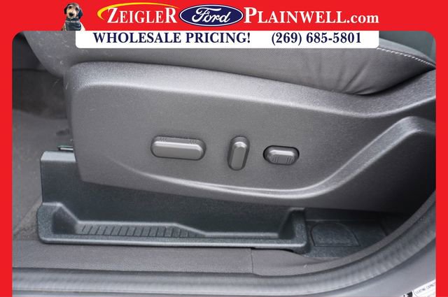 Used 2017 Ford C-MAX SE image 17