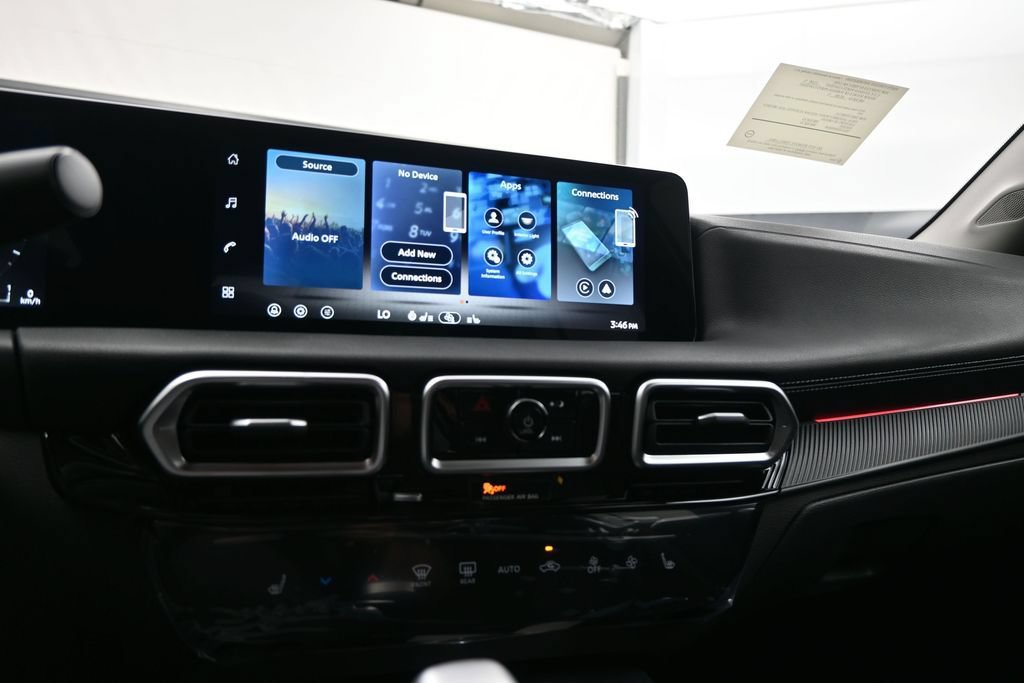 New 2026 Nissan Sentra SV w/ SV Convenience Package FWD image 17