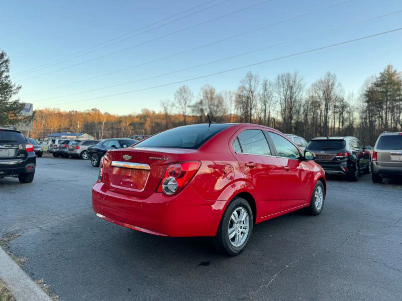 Used 2012 Chevrolet Sonic LT image 5