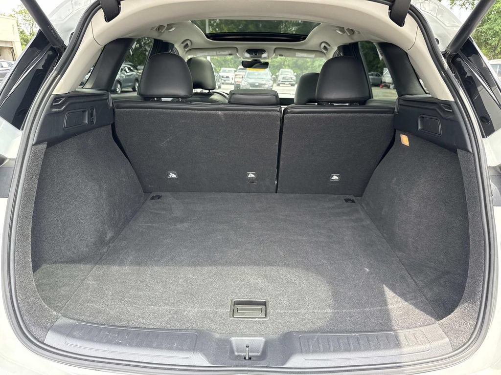 Used 2023 INFINITI QX50 Luxe AWD/4WD image 21