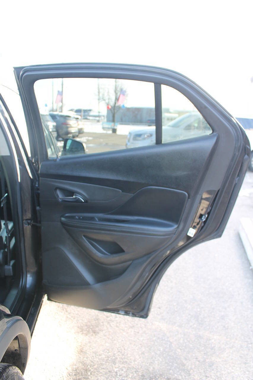 Used 2020 Buick Encore Essence image 18