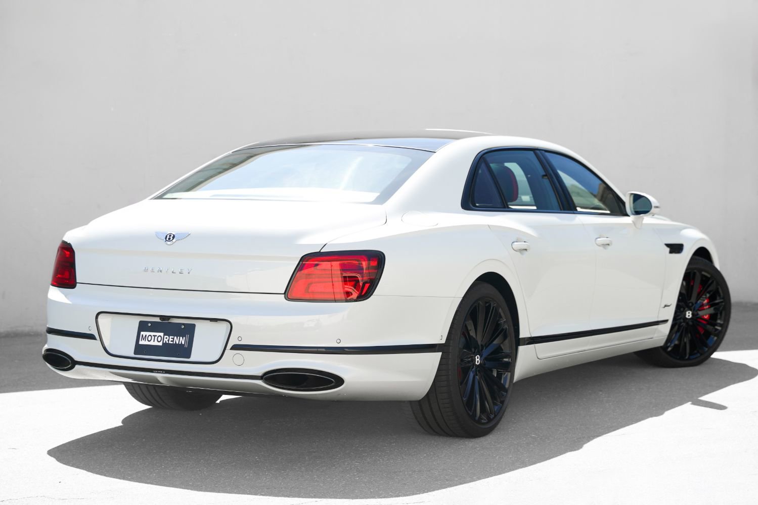 Used 2024 Bentley Flying Spur W12 image 3