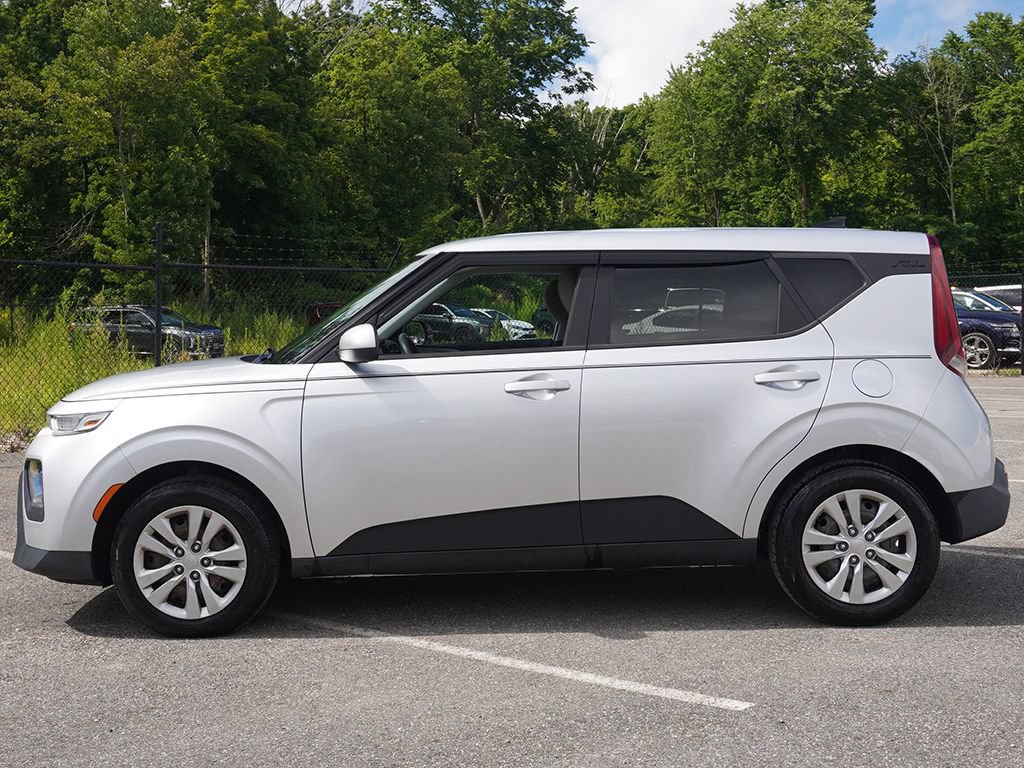Used 2020 Kia Soul LX FWD image 14