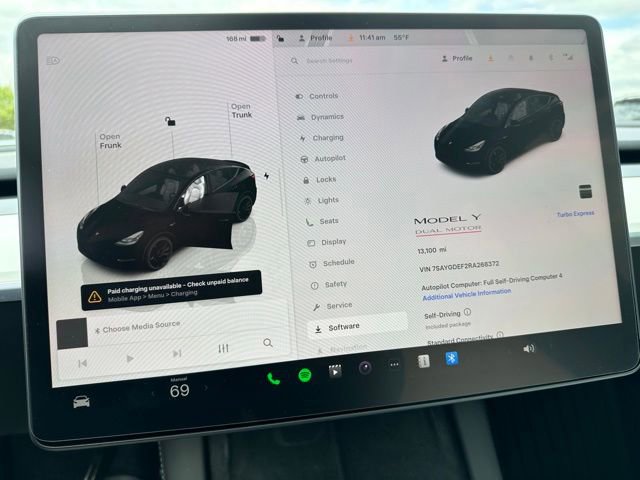 Used 2024 Tesla Model Y Performance AWD/4WD image 25
