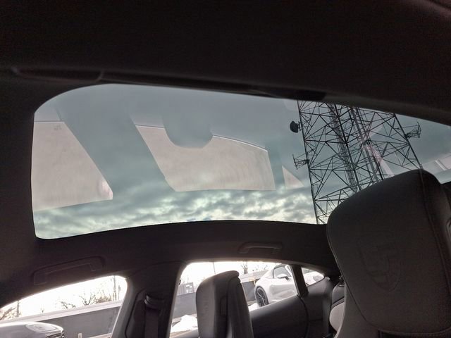 New 2025 Porsche Taycan 4S image 15