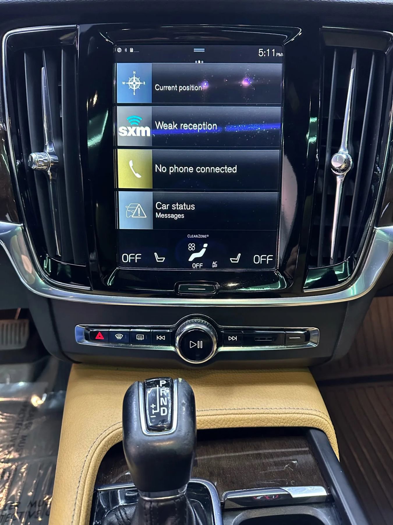 Used 2018 Volvo S90 T5 Momentum w/ Convenience Package image 19