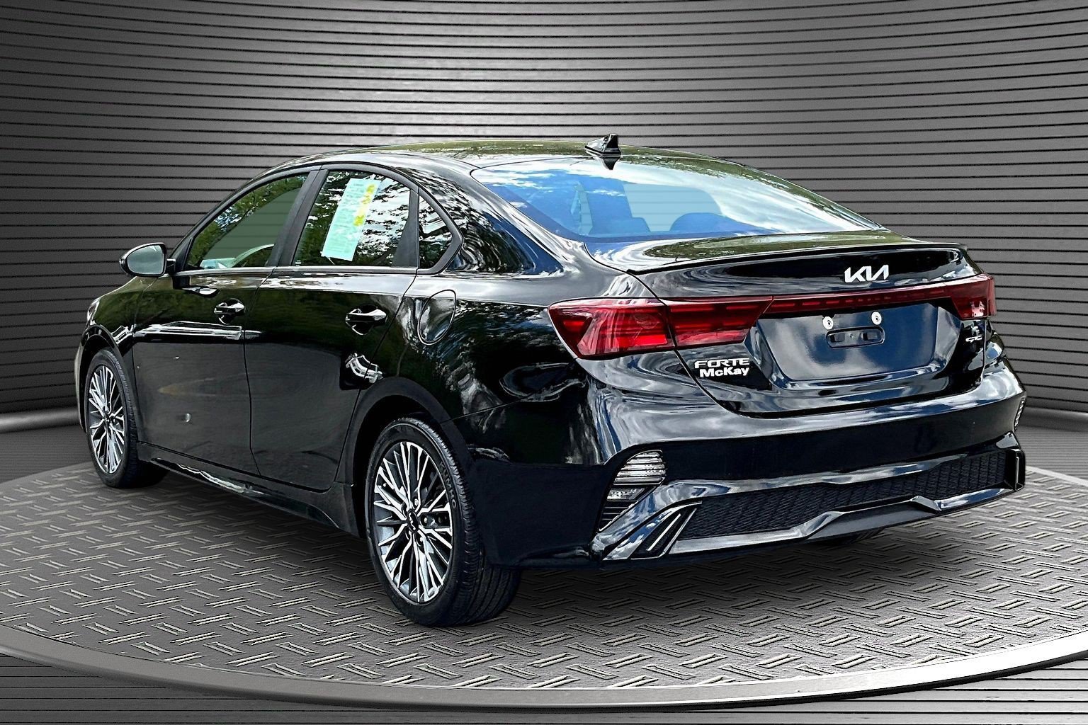 Used 2024 Kia Forte GT-Line FWD image 4