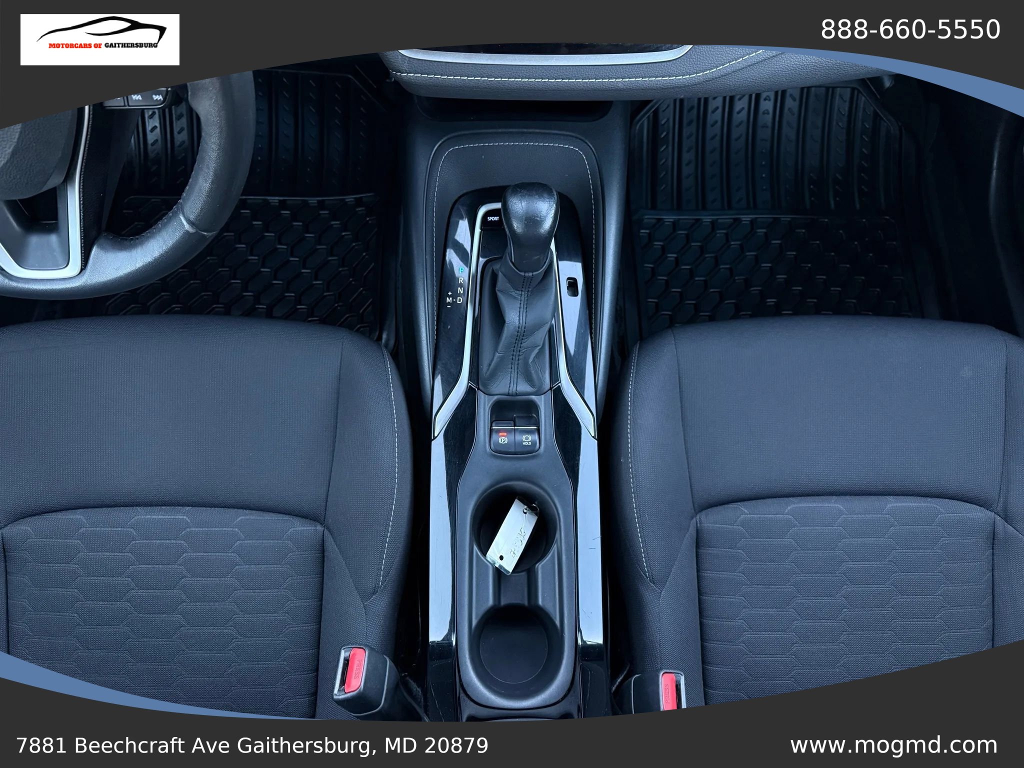 Used 2021 Toyota Corolla SE w/ Carpet Mat Package (TMS) image 22