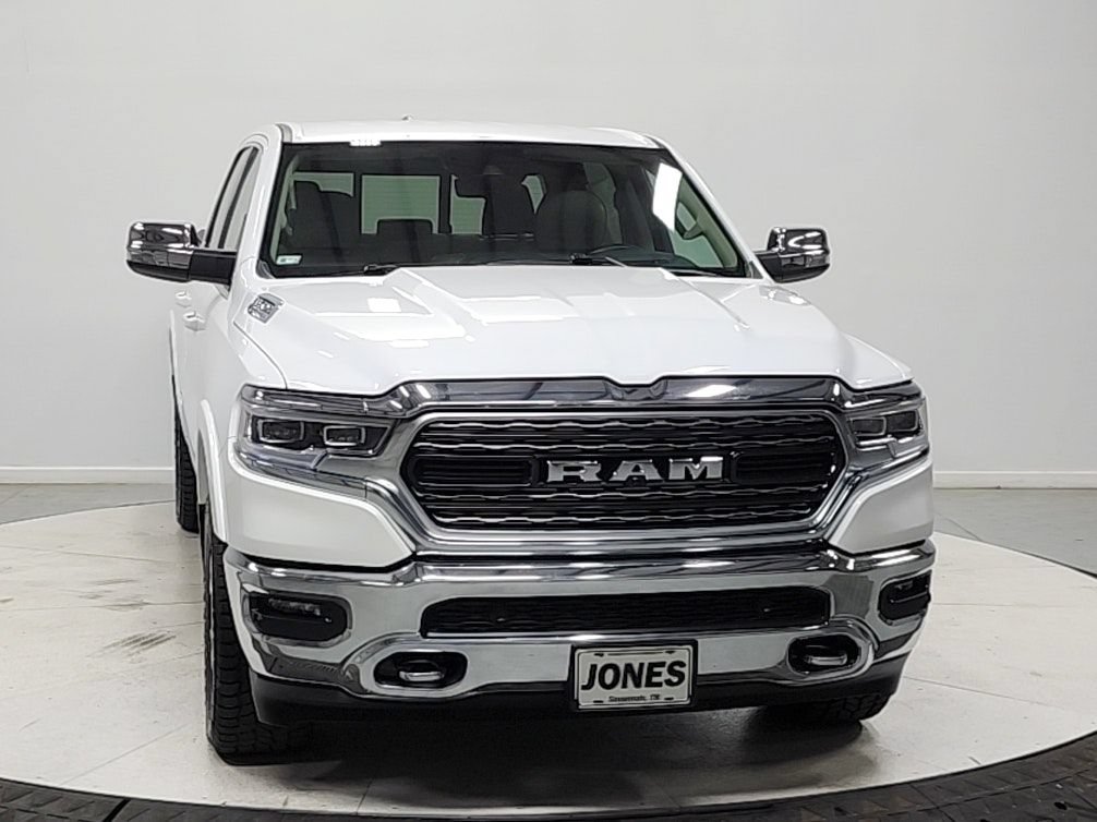 Used 2024 RAM 1500 Limited AWD/4WD image 2
