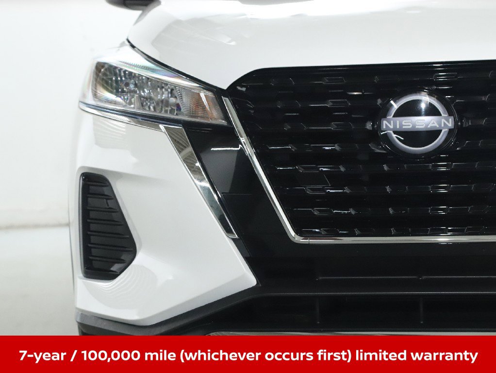 Certified 2023 Nissan Kicks SV FWD image 9