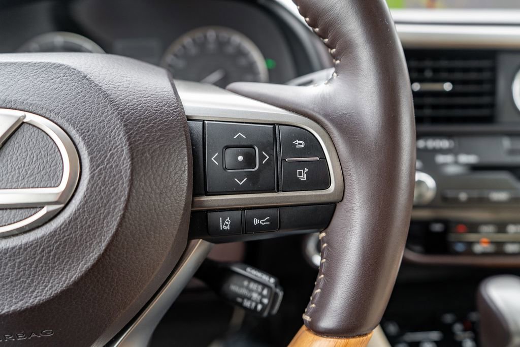 Used 2016 Lexus RX 350 AWD w/ Premium Package image 24