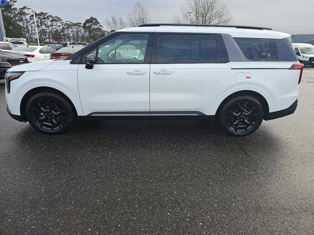 New 2025 Kia Carnival SX Prestige image 3