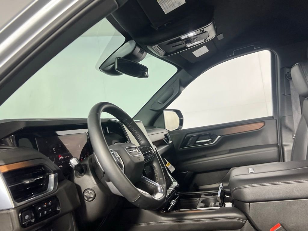 Used 2025 GMC Yukon Denali image 20