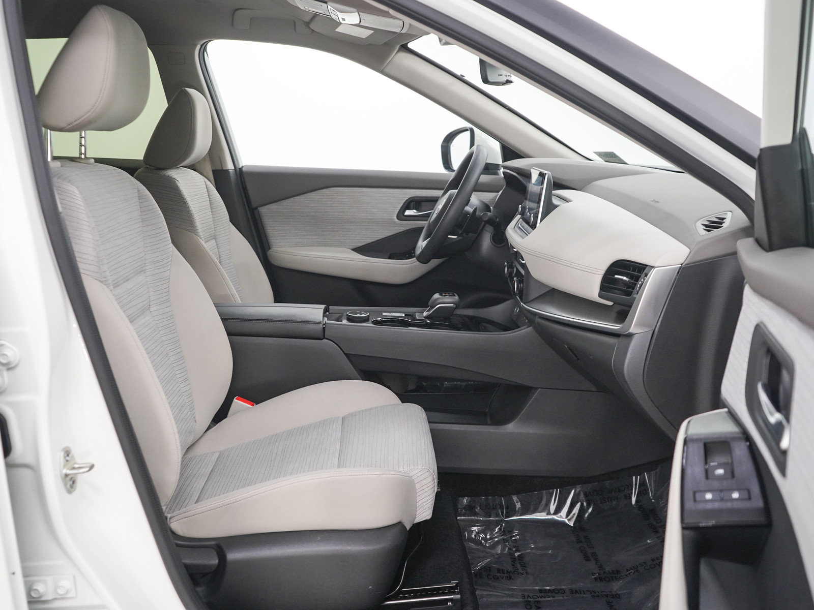 Used 2023 Nissan Rogue SV AWD/4WD image 11