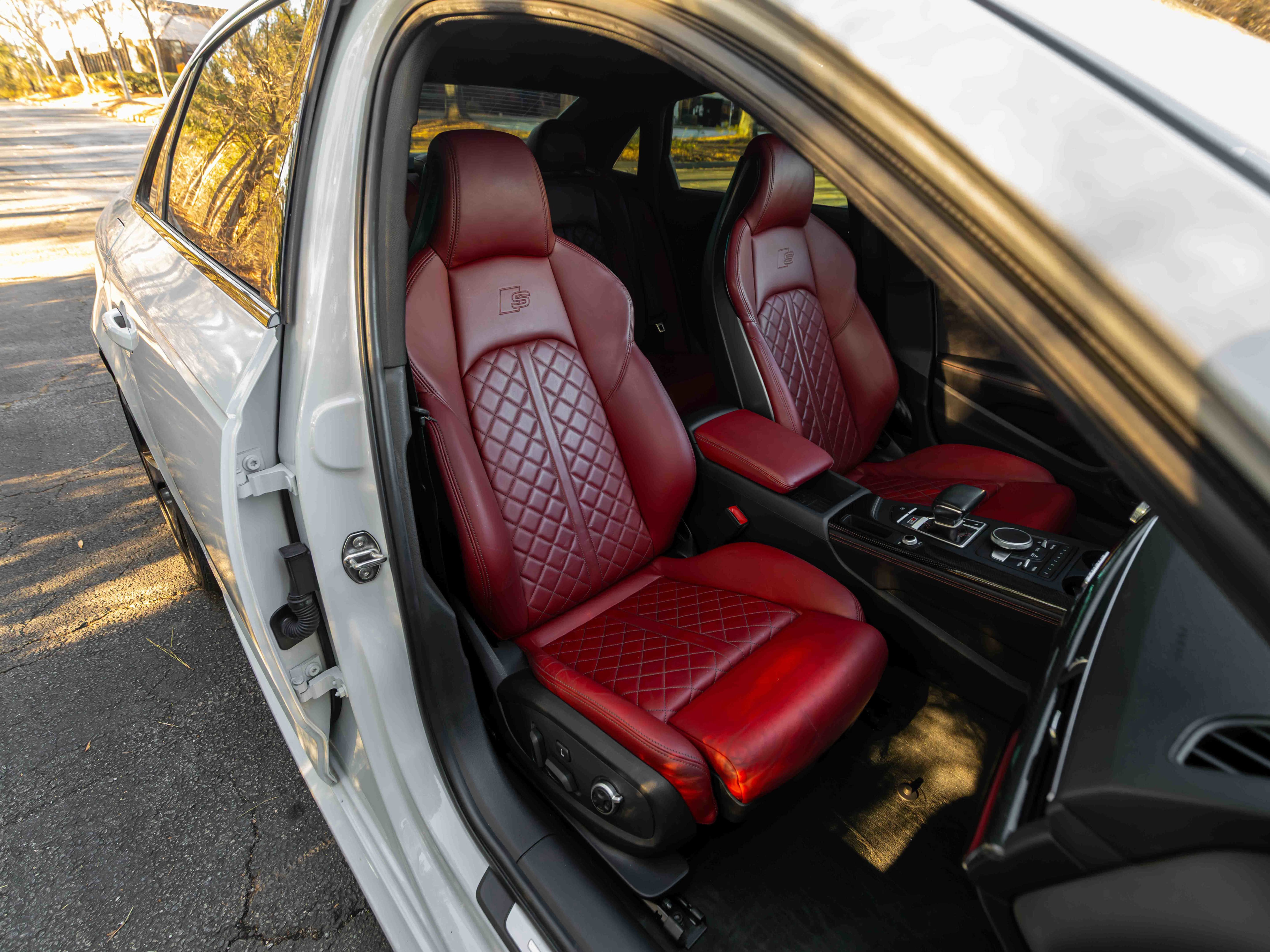 Used 2019 Audi S4 Premium Plus w/ Premium Plus Package image 14