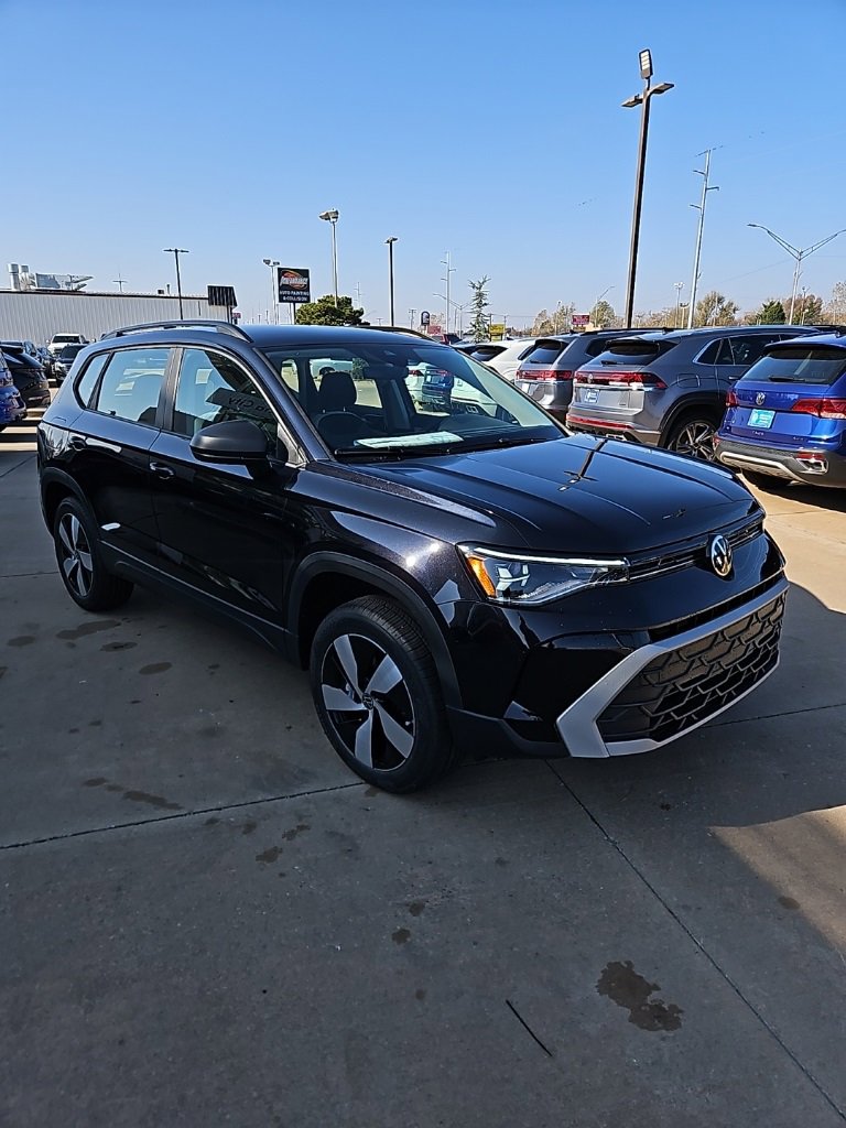 New 2026 Volkswagen Taos S image 3