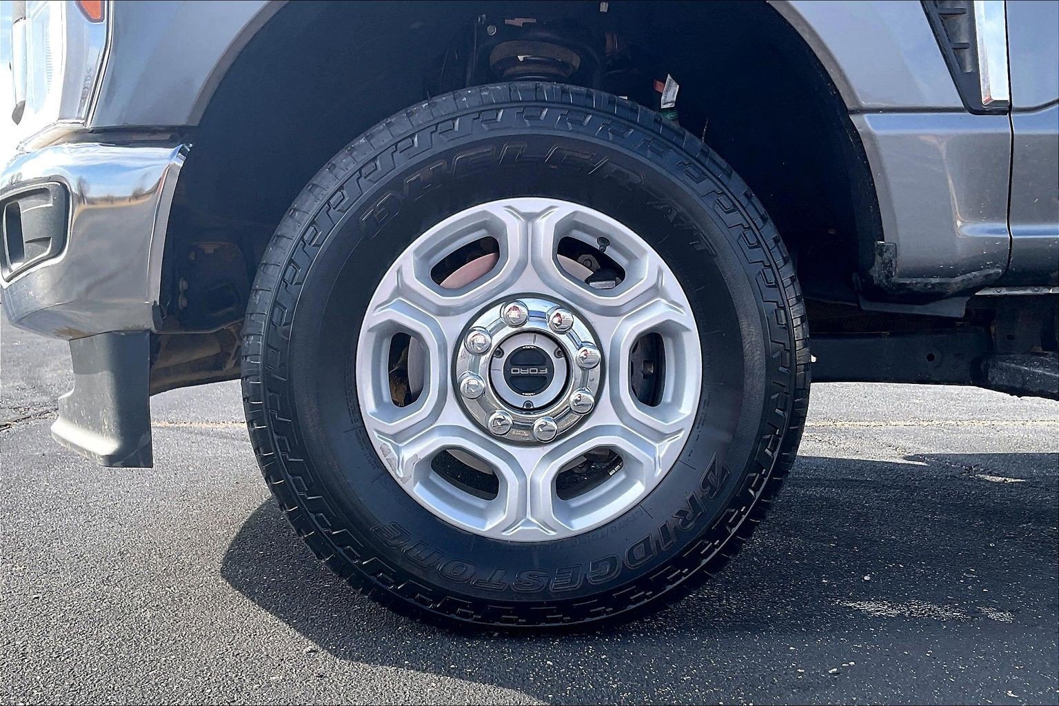 Used 2025 Ford F250 XLT w/ FX4 Off-Road Package image 9