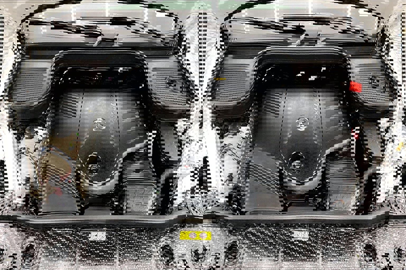 Used 2026 Mercedes-Benz GLS 450 4MATIC image 9