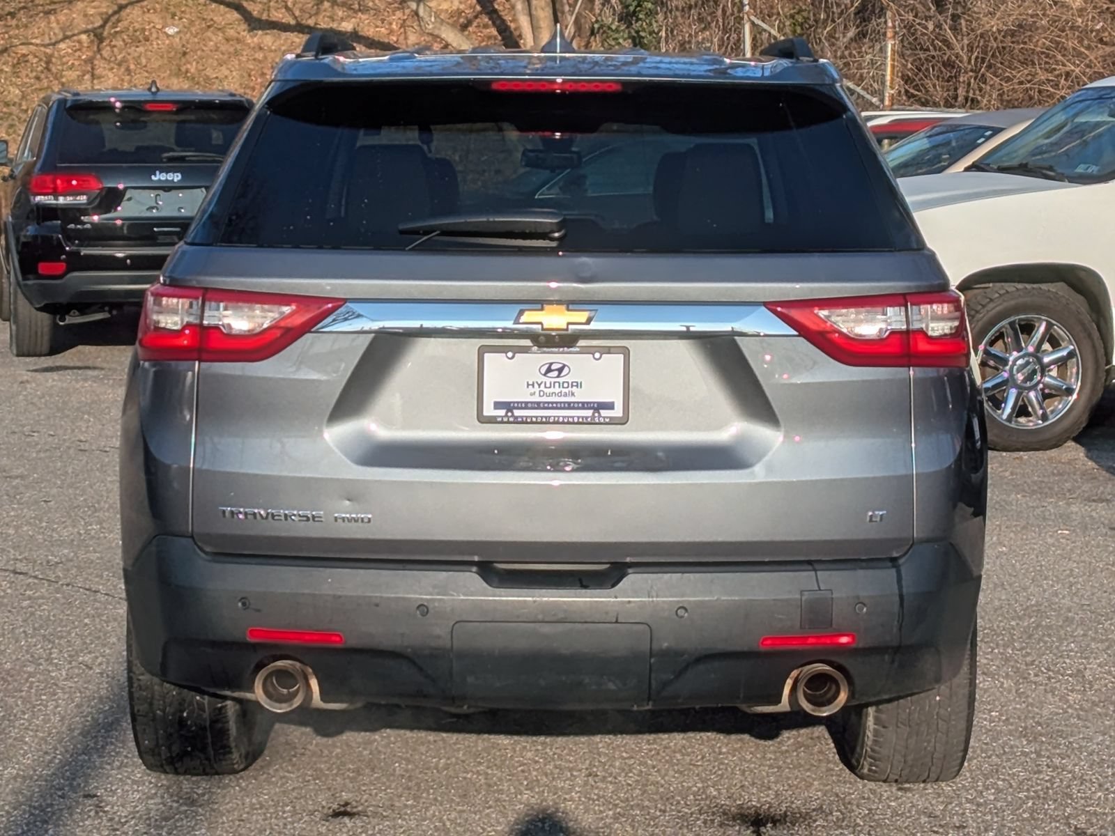 Used 2020 Chevrolet Traverse LT w/ LT Premium Package AWD/4WD image 4