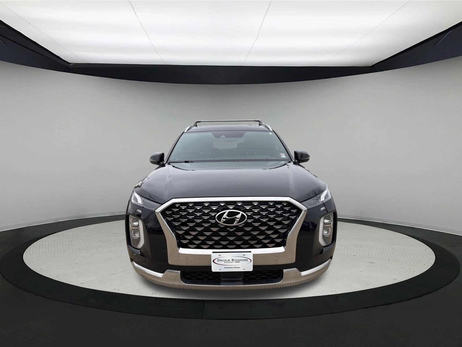 Used 2022 Hyundai Palisade Calligraphy image 2