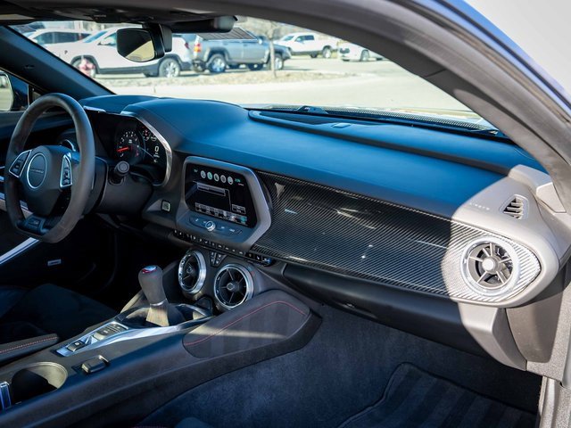 Used 2018 Chevrolet Camaro ZL1 image 23