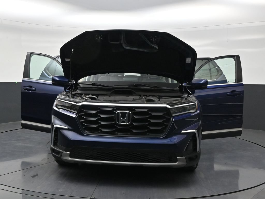 Used 2025 Honda Pilot EX-L image 31