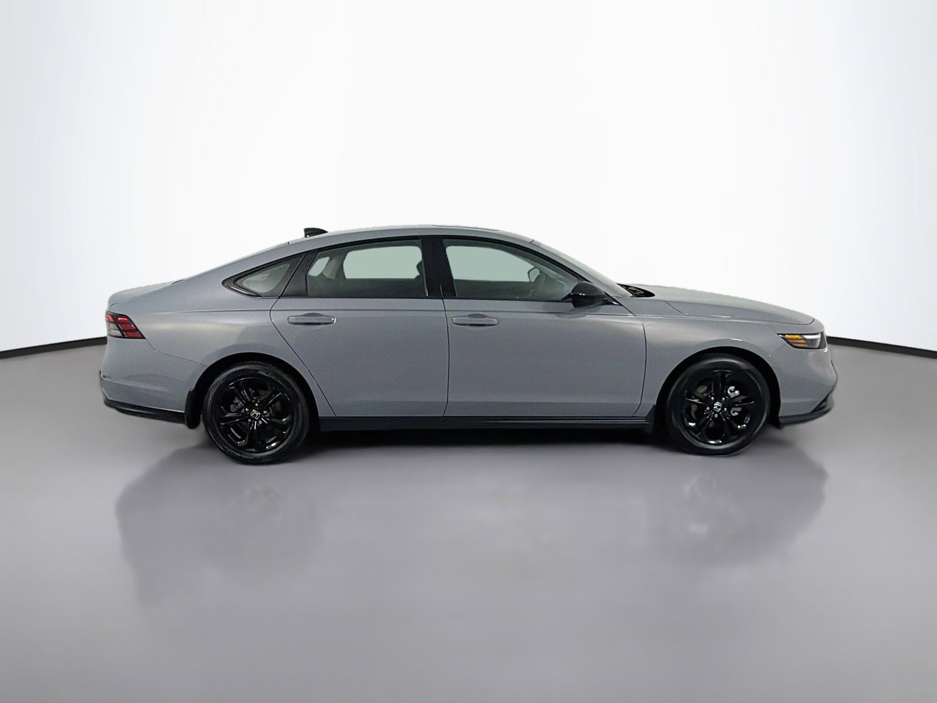 Certified 2025 Honda Accord SE image 2