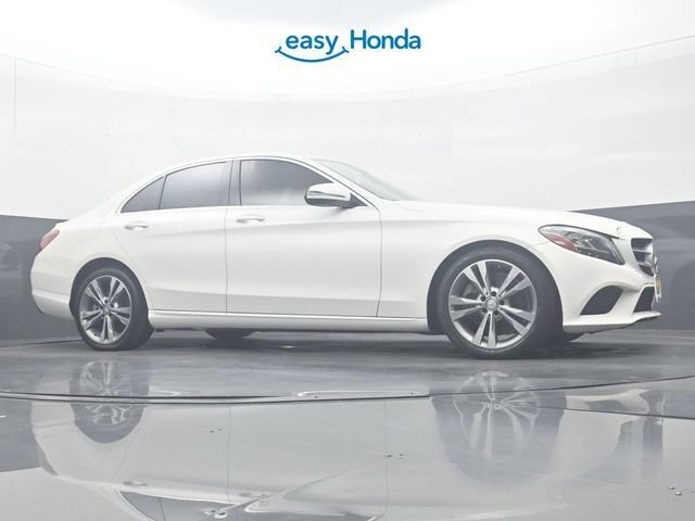 Used 2020 Mercedes-Benz C 300 Sedan w/ Premium Package image 27